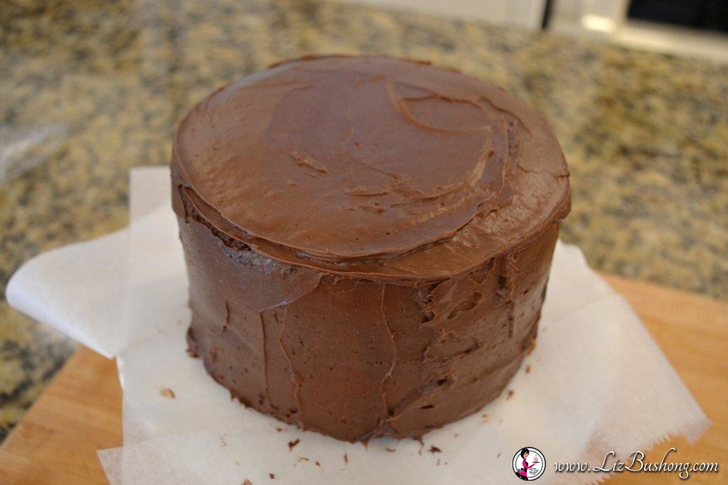 Easter Kit Kat Basket-frosted cake-www.lizbushong.com