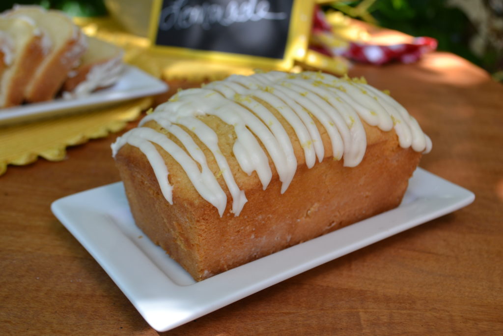 Mini Lemon Pound Cake-lizbushong.com