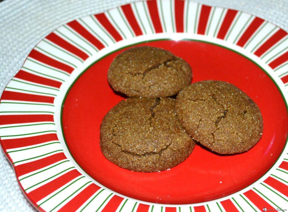 Soft Gingerbread cookies lizbushong.com