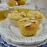 How to Make Almond Poppy Seed Muffins Set- lizbushong.com