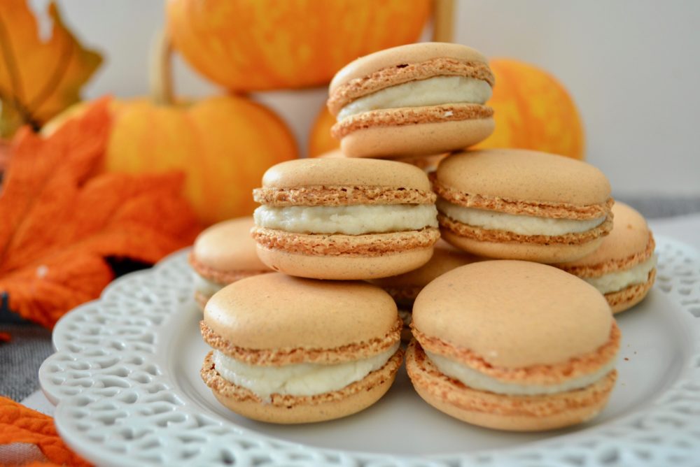 Best Pumpkin Spice Macrons- lizbuhong.com