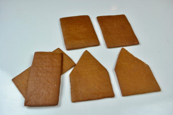 How to make a gingerbread house lizbushong.com
