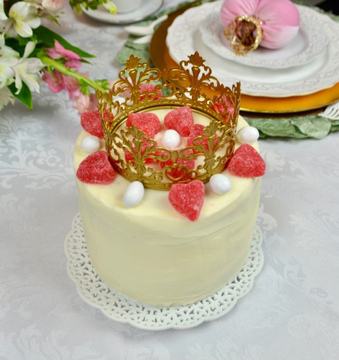 Dessert Cake with crown lizbushong.com