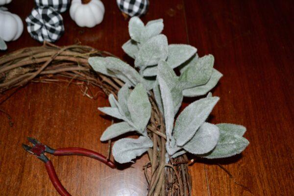 Floral Tutorial-Fall Wreath-lambs ear garland sections lizbushong.com