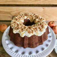 How to make a Taffy apple pound cake lizbushong.com
