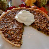how to make chocolate pecan tart, lizbushong.com