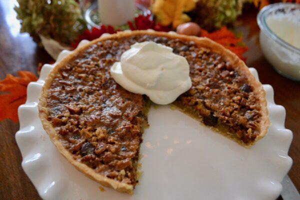 how to make chocolate pecan tart, lizbushong.com