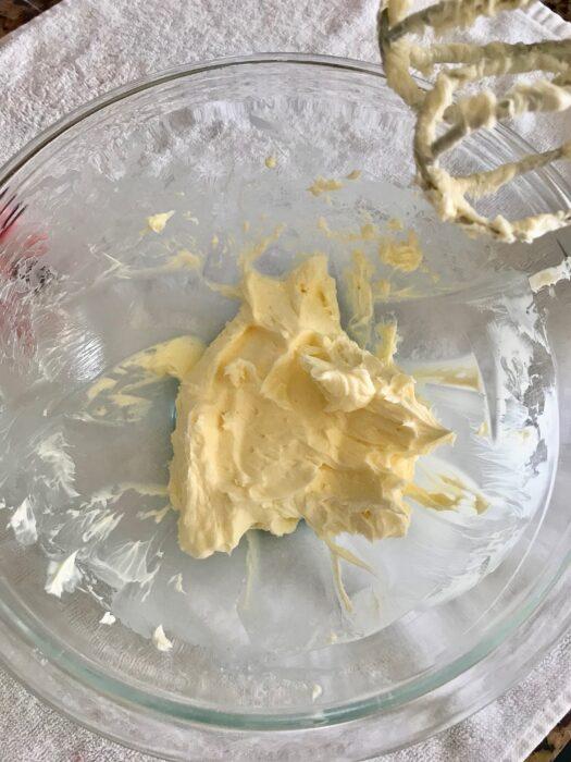 How to make vanilla nutella cupcakes lizbushong.com