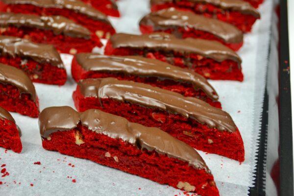 How to Make Red Velvet Biscotti lizbushong.com