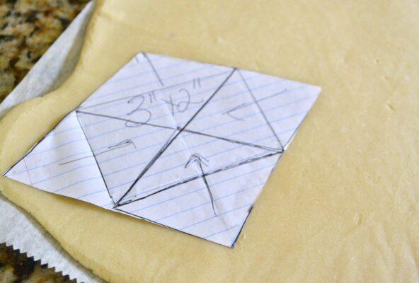 How to make Cherry Envelope Cookies lizbushong.com