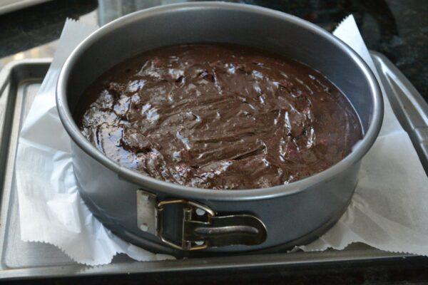 How to Make Chocolate Raspberry Truffle Cake lizbushong.com