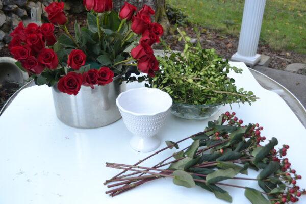 How to make a Cranberry rose centerpiece lizbushong.com