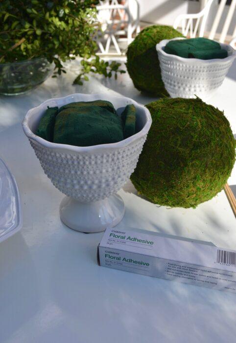 How to make cranberry  and boxwood topiary lizbushong.com