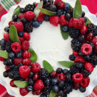 How to make a Berry Wreath Cheesecake that is no bake lizbushong.com