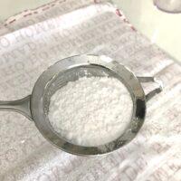 Preparing tea towel with confectioners sugar lizbushong.com