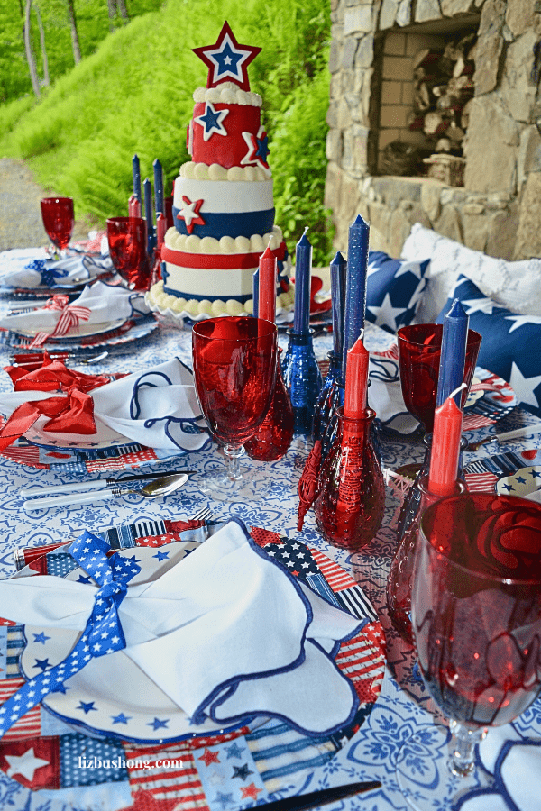 Patriotic Red, White & Blue Tablescape lizbushong.com
