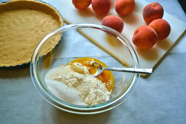 How to make egg custard for Peach cream tart lizbushong.com