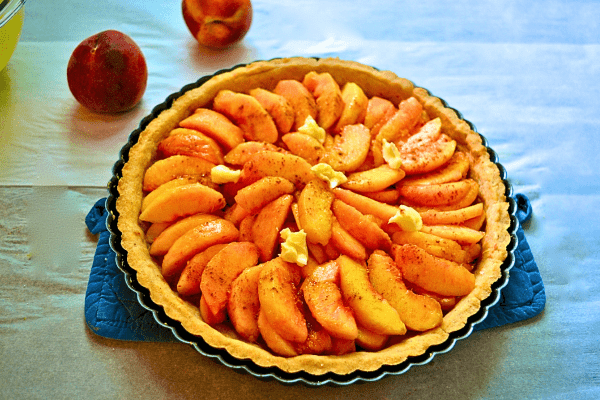 How to make a peach cream tart with shortbread crust lizbushong.com